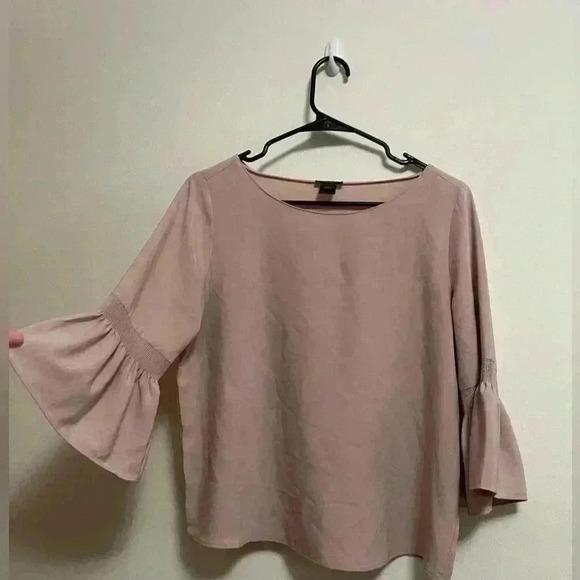 Ann Taylor Loft Factory - Women’s Mauve Bell Sleeve Blouse - Size Small - Picture 2 of 6